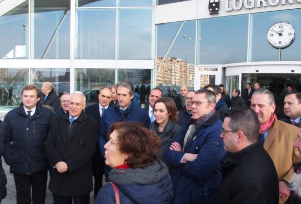 El ministro visita la estación de Logroño