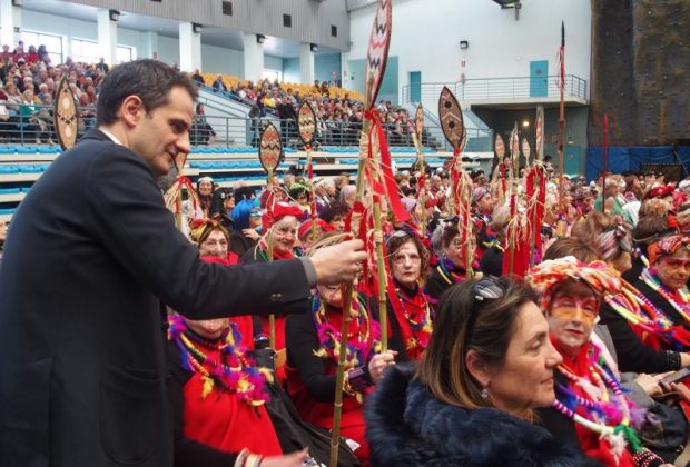 La Fiesta de Carnaval de las Personas Mayores llena el polideportivo de Las Gaunas