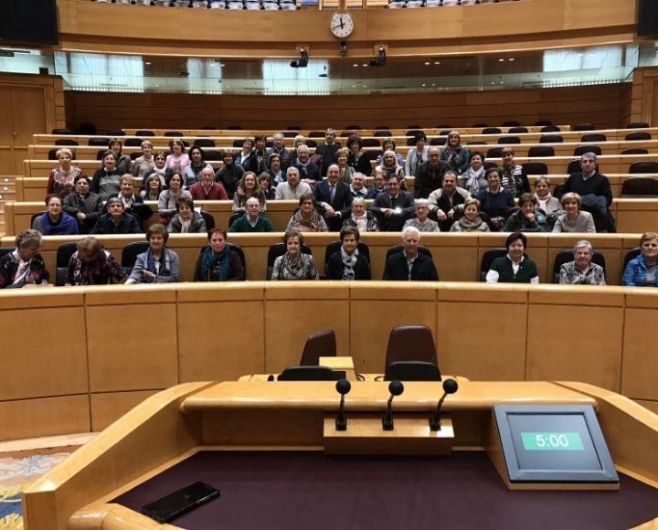 Vecinos de Santo Domingo en el Senado