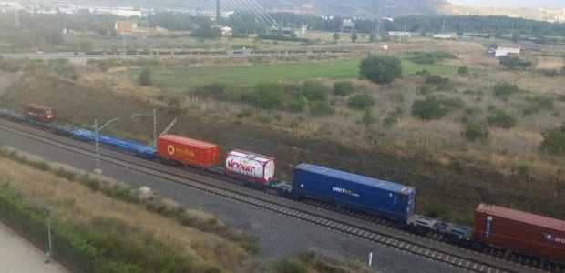 Trenes en Los Lirios