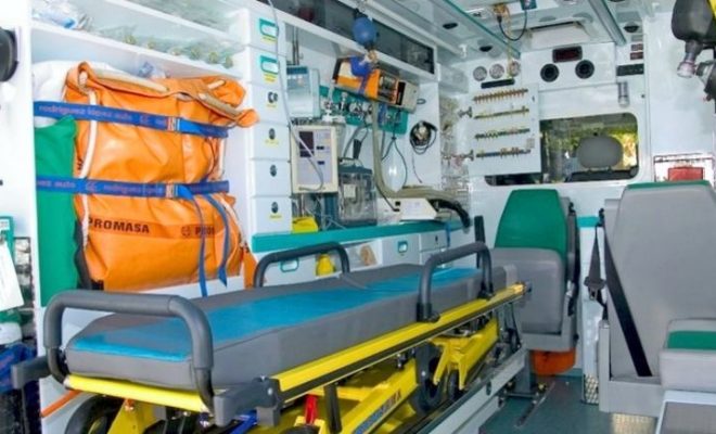 interior de una ambulancia