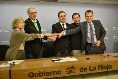 Firma acuerdo Mesa de Educación 4