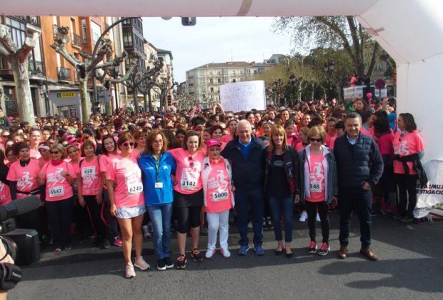 carrera de la mujer