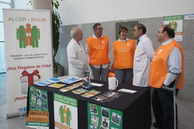 Mesa informativa ALCER (1)